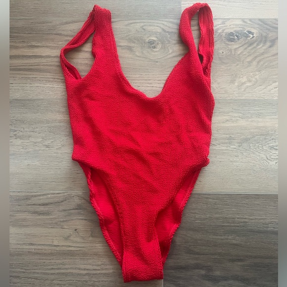 Bond-eye Madison one piece - Picture 3 of 4